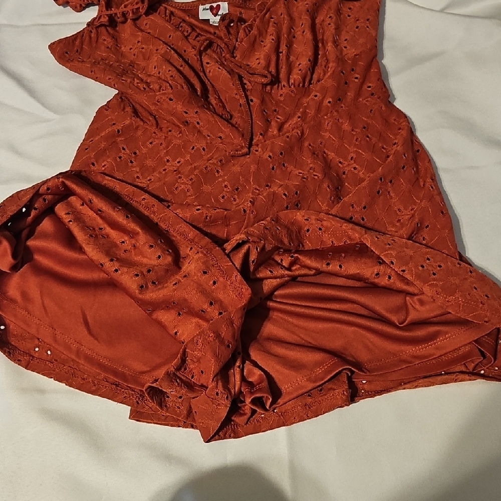 Heart & Heels Ruffled Rust Romper - Picture 8 of 9